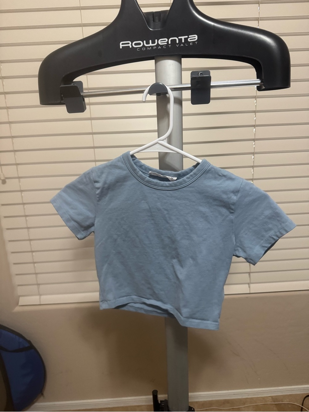 Cotton On Women’s Blue Cropped Baby Tee Size XS
